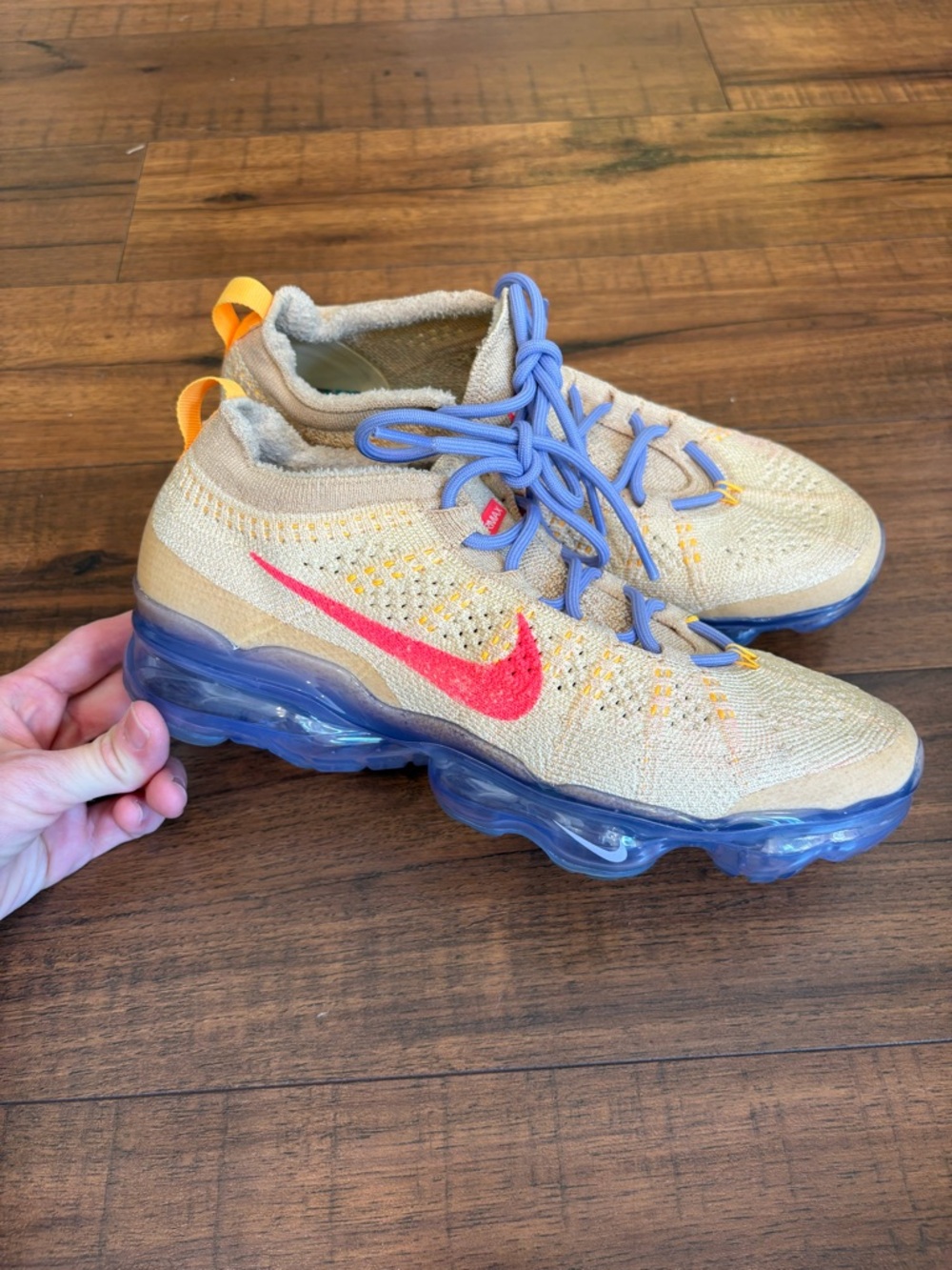 Women's Nike Air VaporMax Flyknit Next Nature "Pale Vanilla" Tan Size 9 EUC